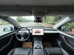 Tesla Model Y Rear-Wheel Drive - ფოტო 14