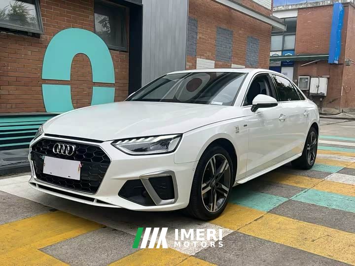 Audi A4L 40 TFSI quattro Luxury Sport Edition