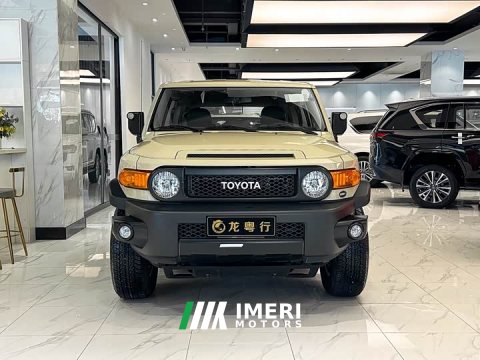 2023 FJ Cruiser 4.0L Automatic - ავტომობილი ჩინეთიდან