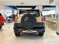 FJ Cruiser 4.0L Automatic - ფოტო 4