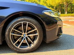 BMW 5 Series 525Li M Sport Package - ფოტო 12