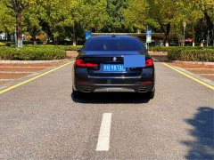 BMW 5 Series 525Li M Sport Package - ფოტო 5