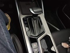 Geely Emgrand 4th Generation 1.5L CVT Luxury - ფოტო 14