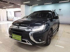 Mitsubishi Outlander 2020 2.0L FWD Comfort 7-Seater - ფოტო 1