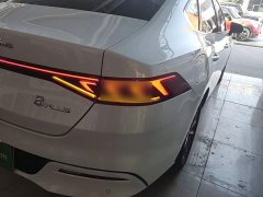 BYD Qin PLUS Glory Edition DM-i 55KM Leading - ფოტო 8