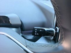 Volvo EX30 2025 Rear-Wheel Drive Extended Range Ultra - ფოტო 14