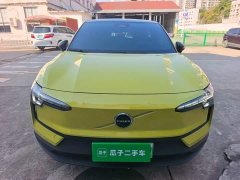 Volvo EX30 2025 Rear-Wheel Drive Extended Range Ultra - ფოტო 3