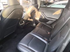 Tesla Model Y Rear-Wheel Drive - ფოტო 17
