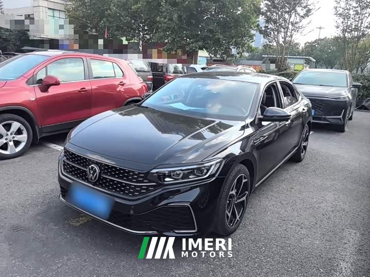Volkswagen Passat 380TSI Starry Sky Luxury Edition