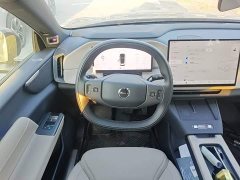 Volvo XC70 Plug-in Hybrid 2026 Two-Wheel Drive Long Range Core - ფოტო 11