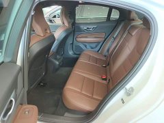 Volvo S60 T4 Smart Luxury Edition - ფოტო 17