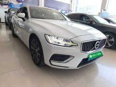 Volvo S60 T4 Smart Luxury Edition - ფოტო 4
