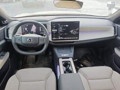 Volvo XC70 Plug-in Hybrid 2026 Two-Wheel Drive Long Range Core - ფოტო 10