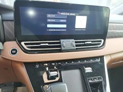 FAW Red Flag HQ9 PHEV 2.0T AWD Business Edition - ფოტო 13