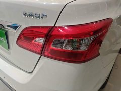 Nissan Sylphy Classic 1.6XE CVT Comfort - ფოტო 8