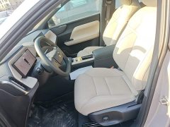 Volvo XC70 Plug-in Hybrid 2026 Two-Wheel Drive Long Range Core - ფოტო 15