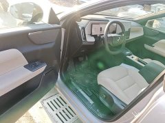 Volvo XC70 Plug-in Hybrid 2026 Two-Wheel Drive Long Range Core - ფოტო 16
