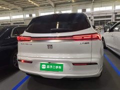 Buick E5 AWD Edition - ფოტო 6