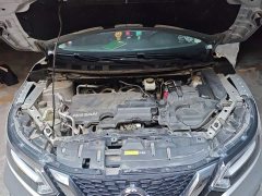 Nissan Qashqai 2.0L CVT XV Premium Luxury - ფოტო 11