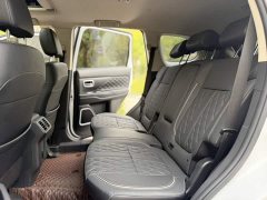 Mitsubishi Outlander 2020 2.0L FWD Comfort 7-Seater - ფოტო 14