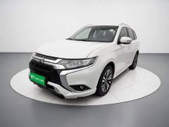 Mitsubishi Outlander 2020 2.0L FWD Comfort 7-Seater - ფოტო 2