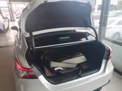 Toyota Camry 2021 Hybrid 2.5L HGVP Leading Edition - ფოტო 19