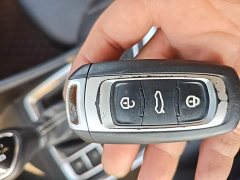 Geely Emgrand X3 2020 1.5L CVT Luxury - ფოტო 9