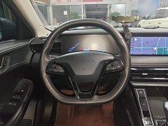 SAIC MG i5 1.5L CVT Prestige - ფოტო 11