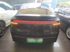 Tesla Model Y Rear-Wheel Drive - ფოტო 6