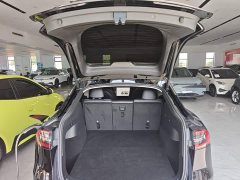 Tesla Model Y Standard Range RWD - ფოტო 19
