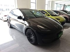 Tesla Model Y Standard Range RWD - ფოტო 4