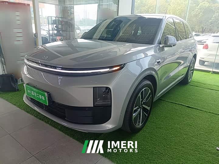 Li Auto L6 Pro - ავტომობილი ჩინეთიდან