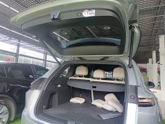 Li Auto L6 Pro - ფოტო 19