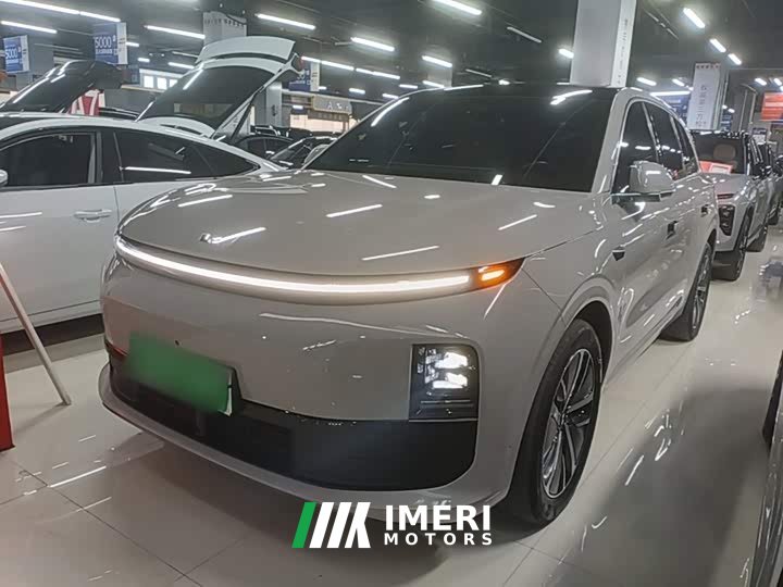 Li Auto L6 Pro - ავტომობილი ჩინეთიდან