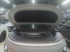 Li Auto L6 Pro - ფოტო 20
