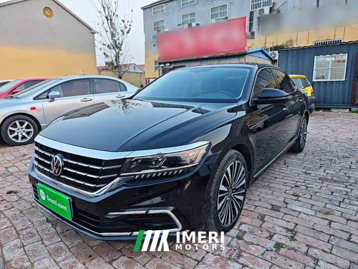 Volkswagen Passat 330TSI Luxury - ავტომობილი ჩინეთიდან