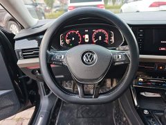 Volkswagen Passat 330TSI Luxury - ფოტო 11