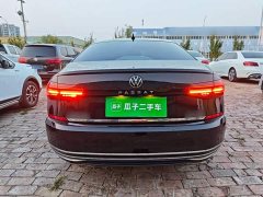 Volkswagen Passat 330TSI Luxury - ფოტო 6