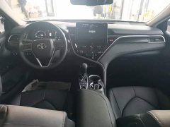 Toyota Camry 2.5G Luxury - ფოტო 10