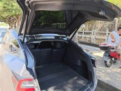 Tesla Model Y Rear-Wheel Drive - ფოტო 19