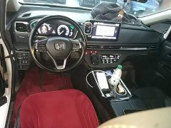 Honda Elysion 2.0L e:HEV Luxury Prestige Edition - ფოტო 10