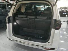 Honda Elysion 2.0L e:HEV Luxury Prestige Edition - ფოტო 19