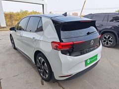 Volkswagen ID.3 Outstanding Edition - ფოტო 5