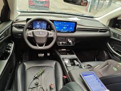 Ford Edge PLUS EcoBoost 245 FWD Premium 7-Seater - ფოტო 10