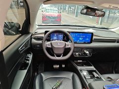 Ford Edge PLUS EcoBoost 245 FWD Premium 7-Seater - ფოტო 11