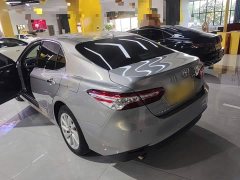 Toyota Camry 2021 2.0G Luxury - ფოტო 5