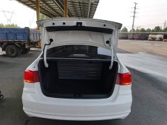 Volkswagen Santana 1.5L Manual Fashion Edition - ფოტო 19