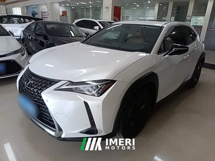 Lexus UX 2020 200 Special Edition - ავტომობილი ჩინეთიდან