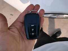 Toyota Corolla 1.8L CVT Luxury - ფოტო 9
