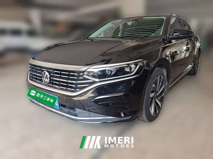Volkswagen Passat 330TSI Luxury - ავტომობილი ჩინეთიდან